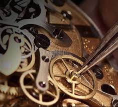 TimeCrafts: Preserving Timeless Elegance through Expert Watch Maintenance